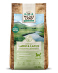 Wildes Land Hund Lamm und Lachs mit Kartoffeln und Wildkräutern