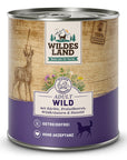 Wildes Land Hund Wild mit Kürbis