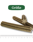 Drei braune texturierte Hundezahnputzsticks mit Sternquerschnitt und Größenvergleich