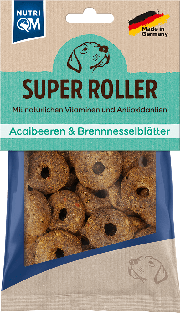 Artikel mit dem Namen NutriQM Hund Super Roller Acaibeeren &amp; Brennnesselblätter im Shop von zoo.de , dem Onlineshop für nachhaltiges Hundefutter und Katzenfutter.