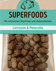 Artikel mit dem Namen NutriQM Hund Superfoods Leinsaat & Petersilie im Shop von zoo.de , dem Onlineshop für nachhaltiges Hundefutter und Katzenfutter.