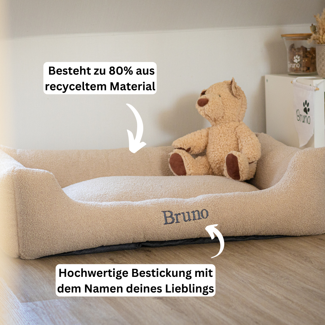 Artikel mit dem Namen Personalisierbares Hundebett orthopädisch (Grau) im Shop von zoo.de , dem Onlineshop für nachhaltiges Hundefutter und Katzenfutter.