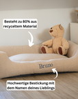 Artikel mit dem Namen Personalisierbares Hundebett orthopädisch (Grau) im Shop von zoo.de , dem Onlineshop für nachhaltiges Hundefutter und Katzenfutter.