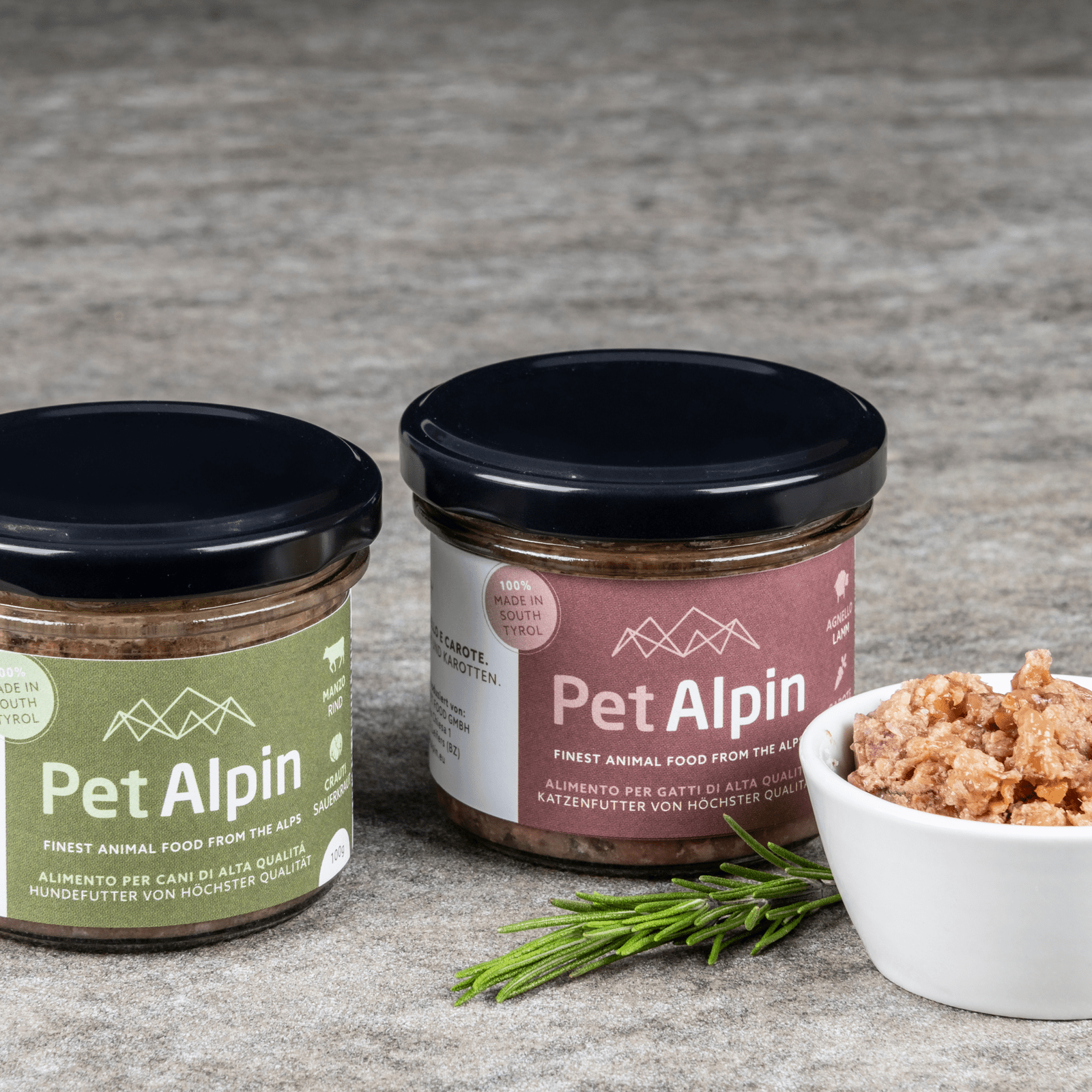 Artikel mit dem Namen PetAlpin Gulasch Mixpaket Hund im Shop von zoo.de , dem Onlineshop für nachhaltiges Hundefutter und Katzenfutter.